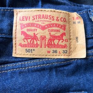 Men’s Levi jeans